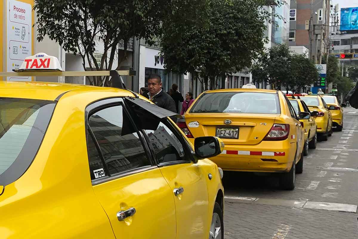 taxi safety in peru